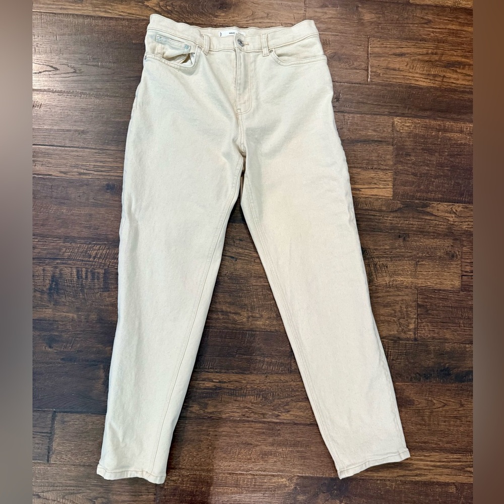 Mango “winter white” mom jeans